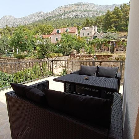 Apartment Ravnice Omiš Kültér fotó