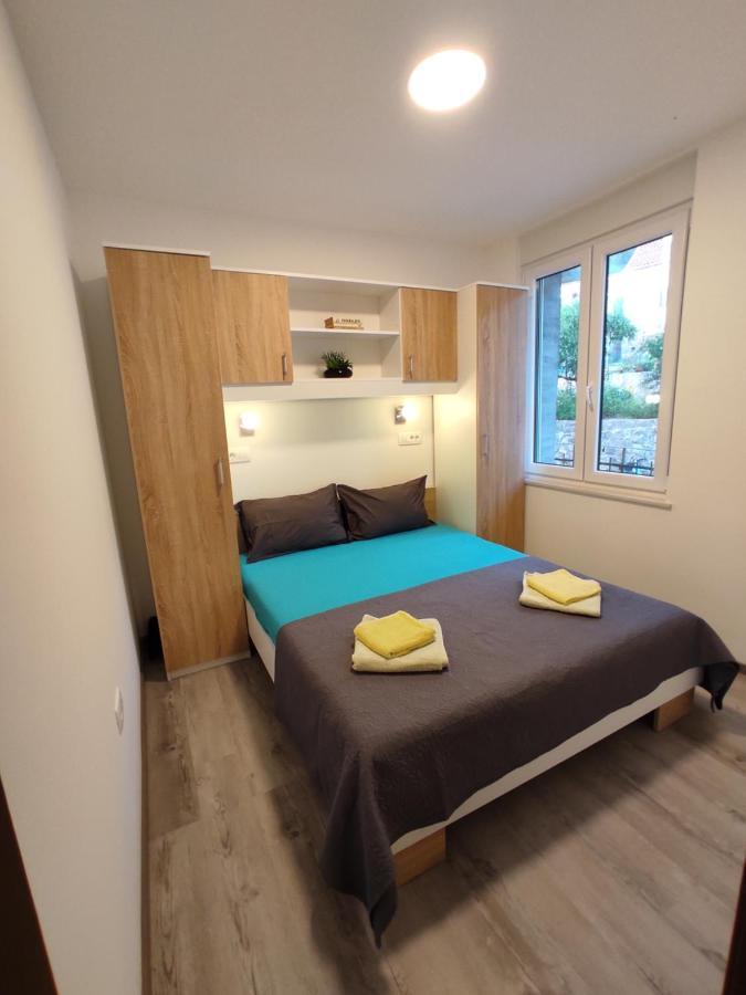Apartment Ravnice Omiš Kültér fotó