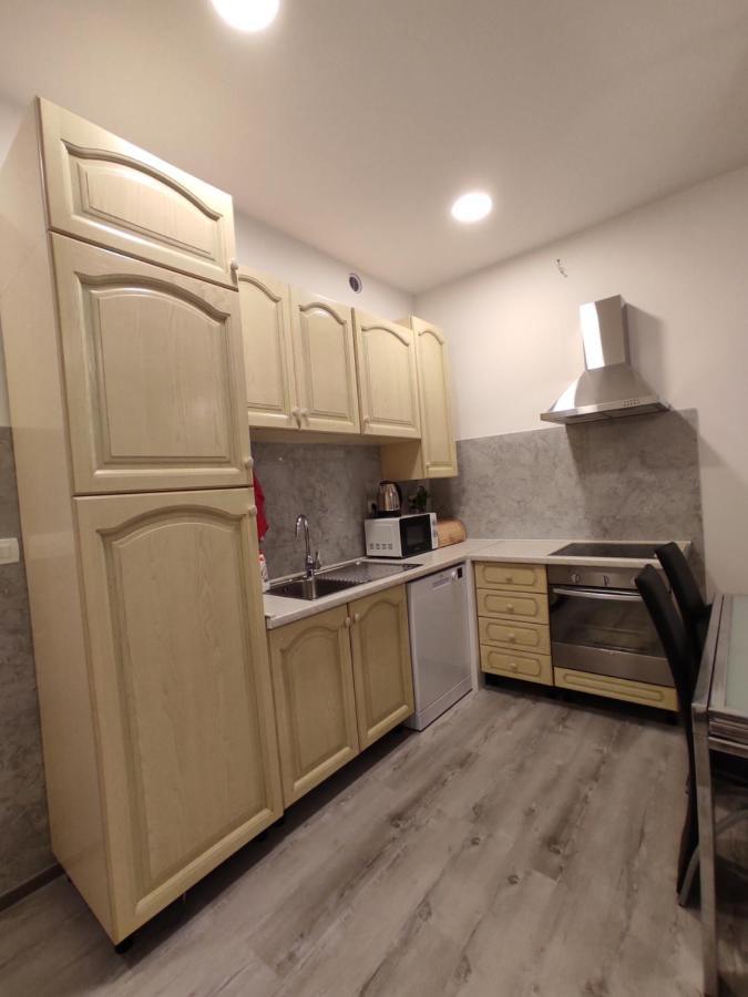 Apartment Ravnice Omiš Kültér fotó