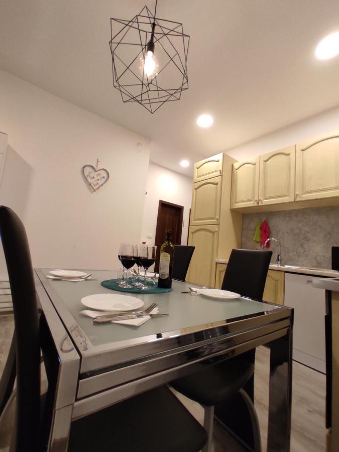 Apartment Ravnice Omiš Kültér fotó