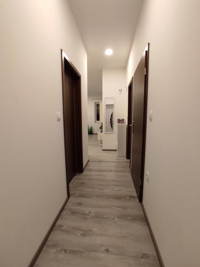 Apartment Ravnice Omiš Kültér fotó