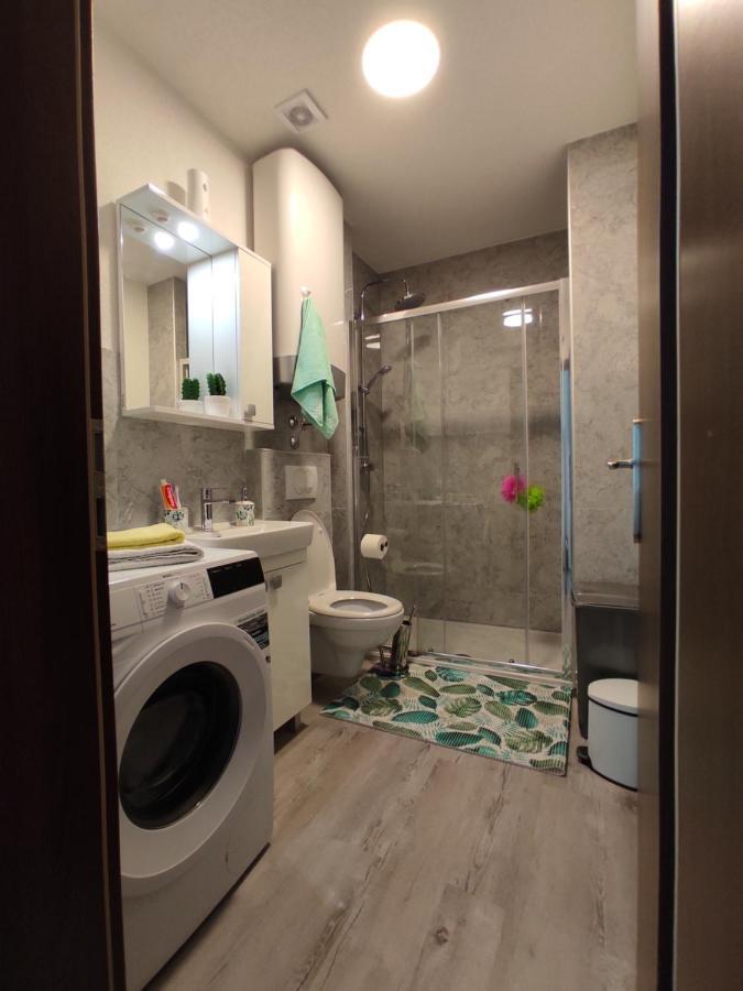 Apartment Ravnice Omiš Kültér fotó