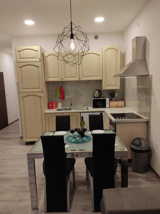 Apartment Ravnice Omiš Kültér fotó